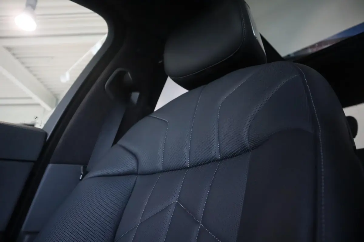 xDrive60 M Sportpakket Pro | Climate Acoustics Pack | Driving Assistant Professional | Parking Assistant professional |