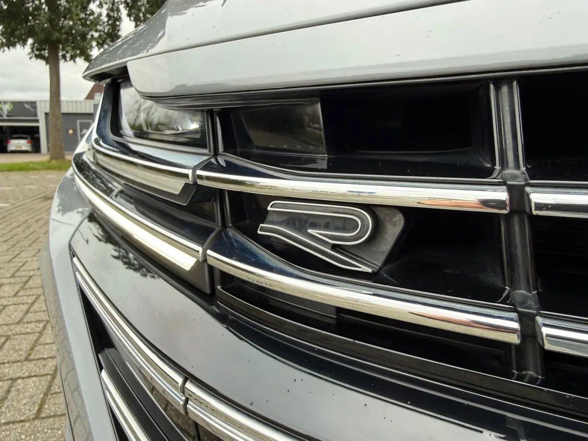 1.4 TSI eHybrid R-Line Business+ - Automaat - Winterpakket - Navi - Org.NL