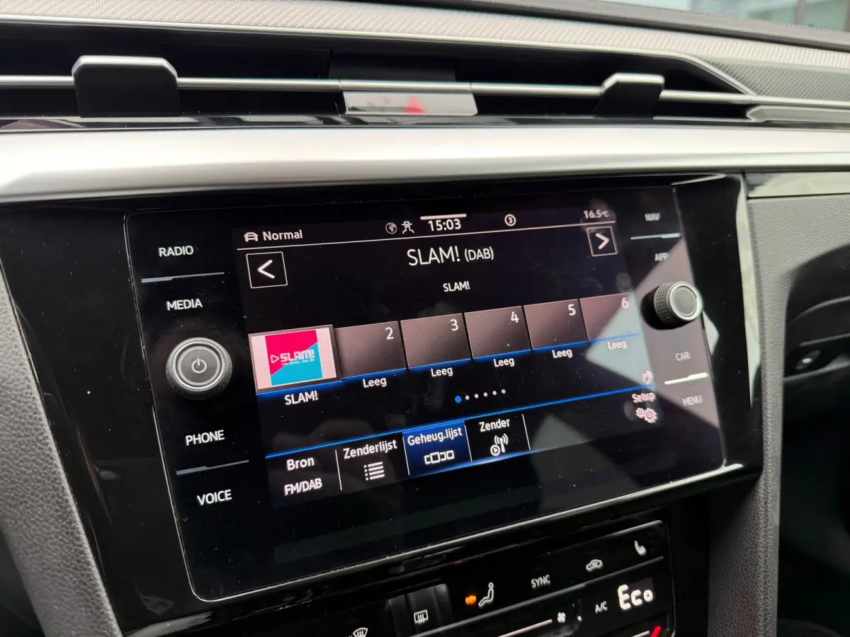 1.4 TSI eHybrid R-Line Business+ - Automaat - Winterpakket - Navi - Org.NL