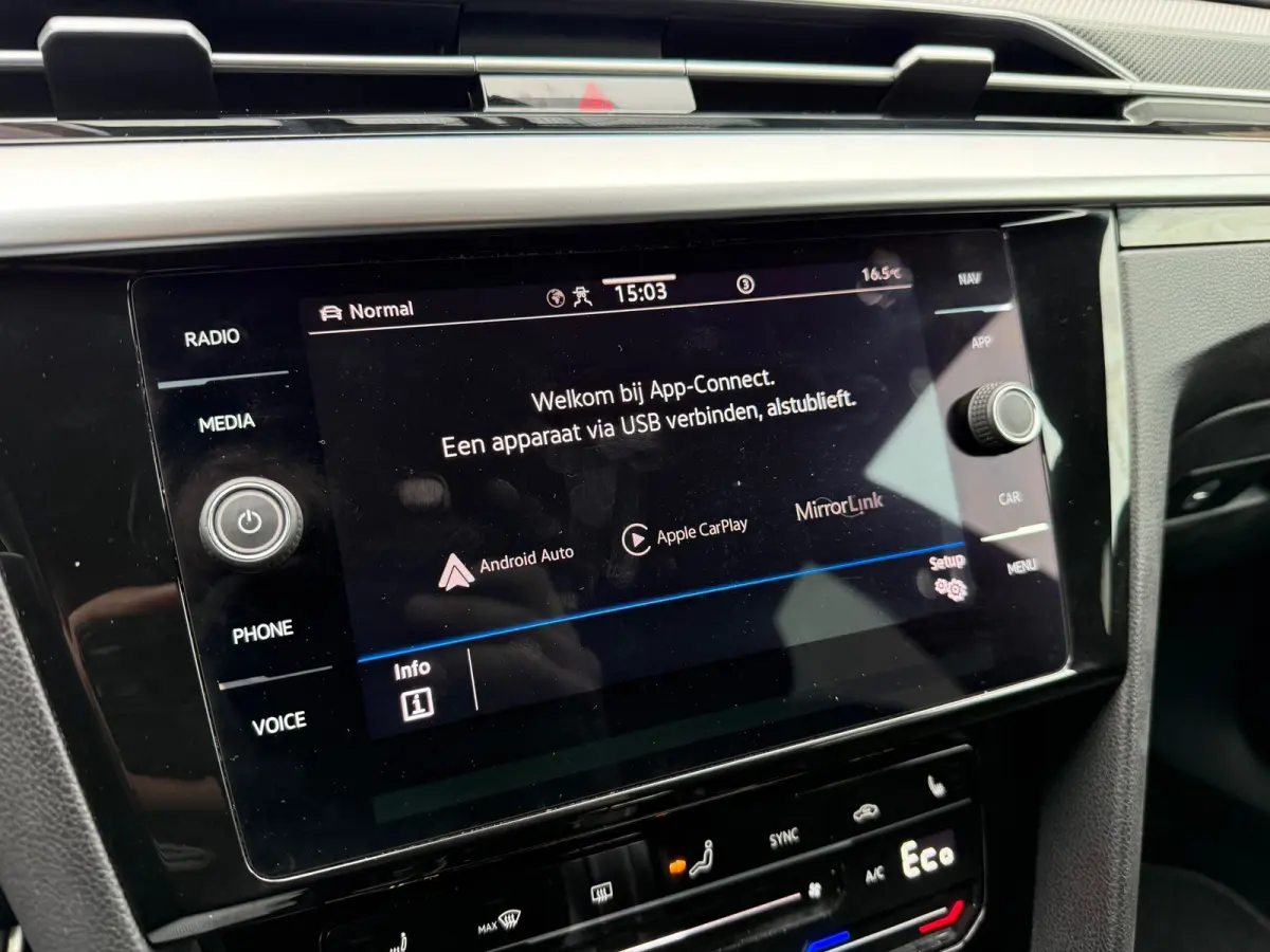 1.4 TSI eHybrid R-Line Business+ - Automaat - Winterpakket - Navi - Org.NL