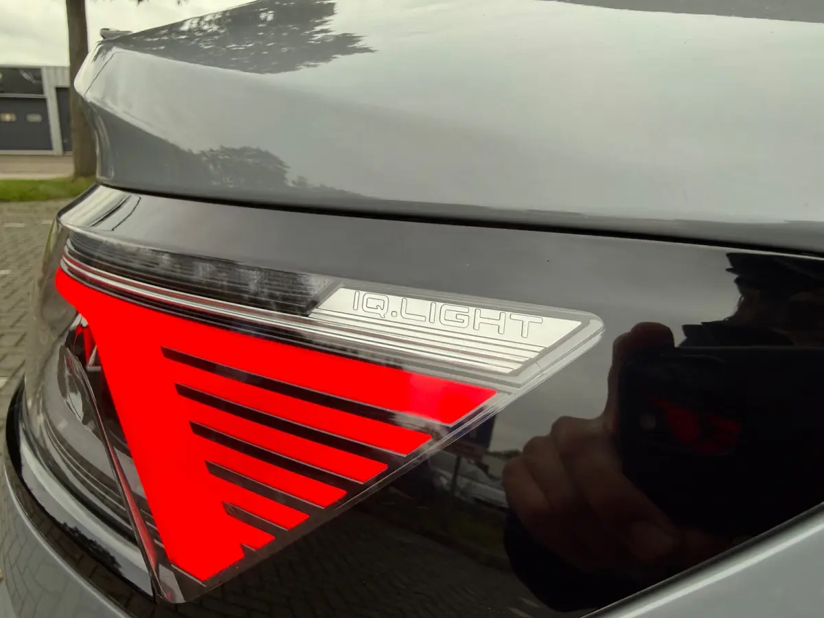1.4 TSI eHybrid R-Line Business+ - Automaat - Winterpakket - Navi - Org.NL