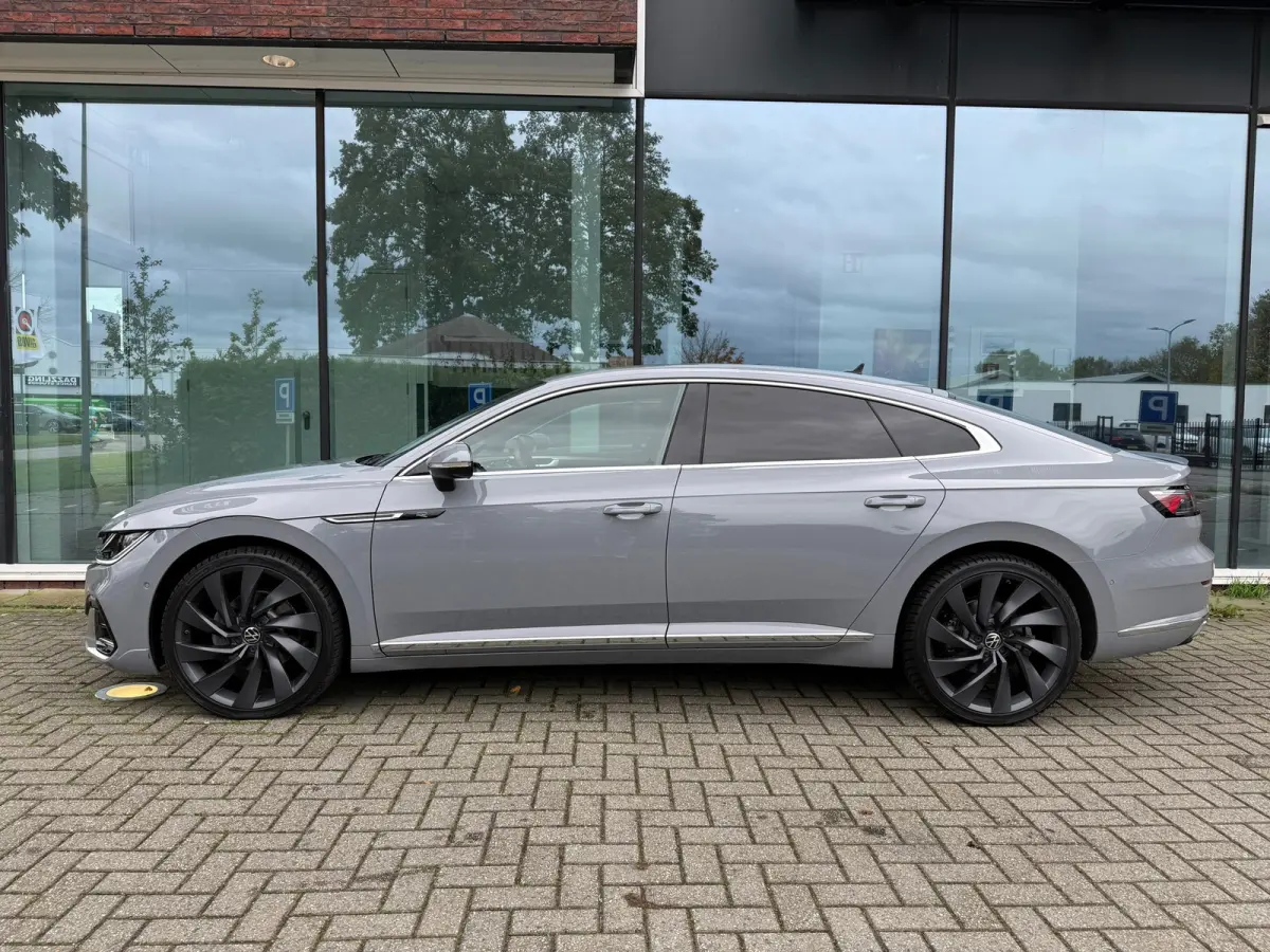 1.4 TSI eHybrid R-Line Business+ - Automaat - Winterpakket - Navi - Org.NL