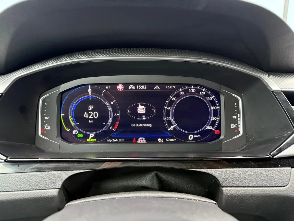 1.4 TSI eHybrid R-Line Business+ - Automaat - Winterpakket - Navi - Org.NL