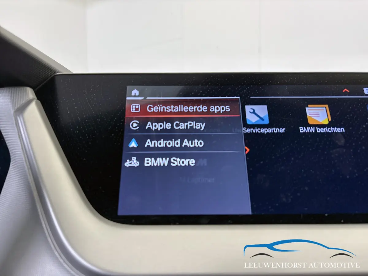 118i Business Edition, automaat, digit. dash, camera, 2x PDC, climate, cruise, NL-dealerauto
