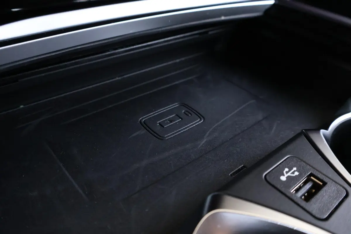 745e High Executive | SoH 92% | Schuif/Kantel Dak | Active Steering | Comforttoegang | Soft-Close | Driving Assistant Professional | Parking Assistant Plus | Harman Kardon | Head-Up |