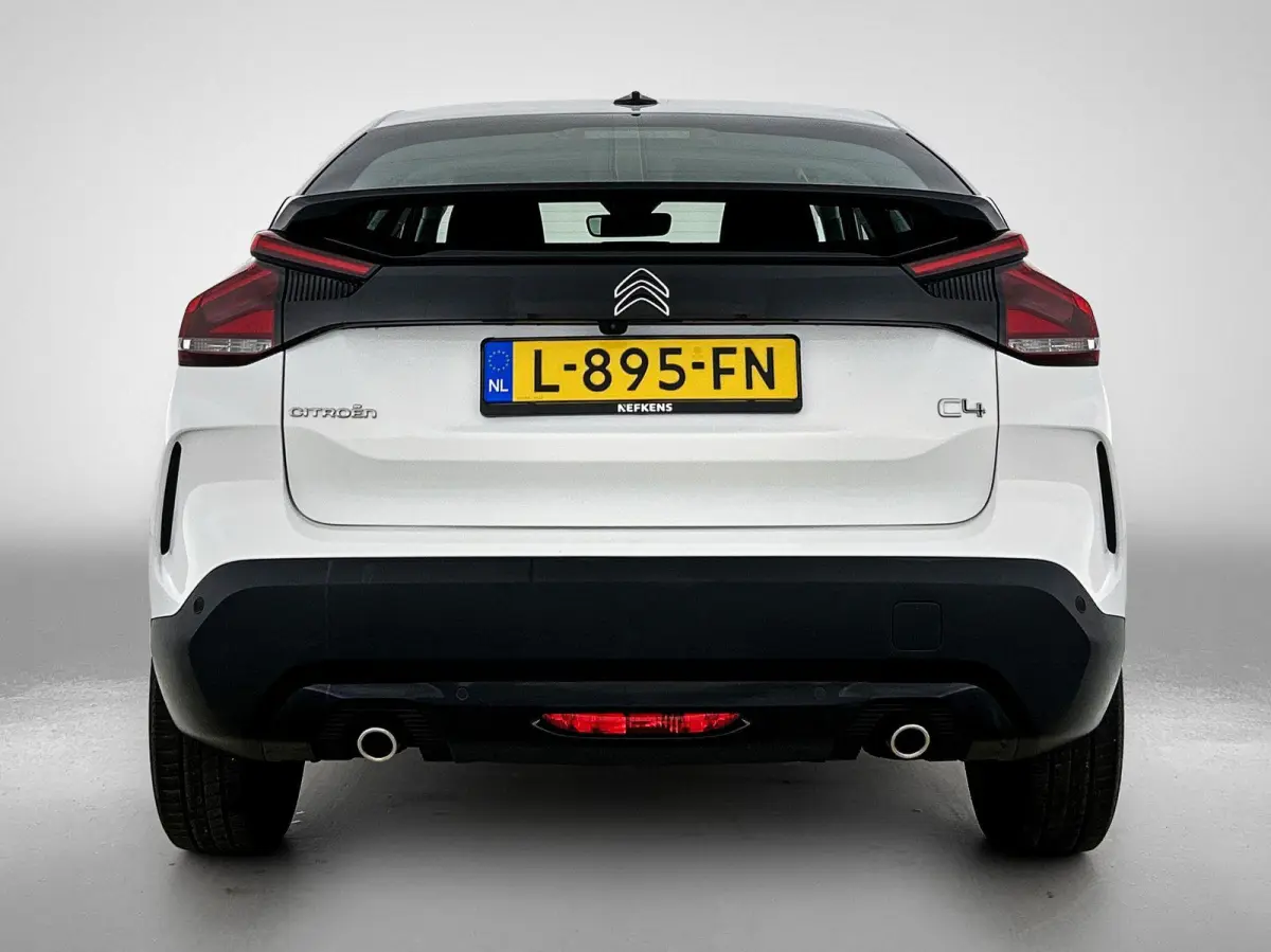 1.2 130pk Feel Edition Automaat | Navigatie | Head-Up Display | Climate Control | Cruise Control | Camera | 17"LMV | LED | Apple Carplay/Android Auto |