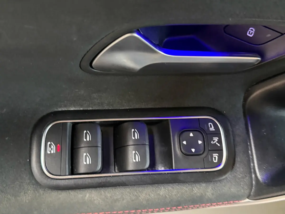 180 AMG Black Line, Automaat, Panoramadak, Navi, Camera