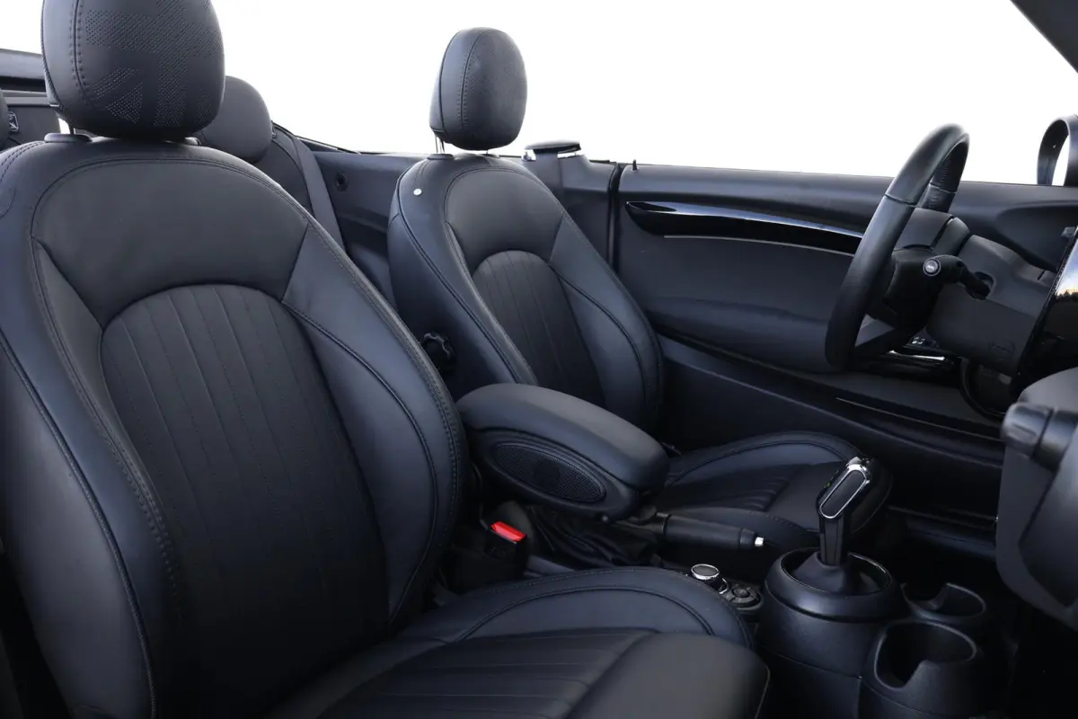 1.5 Classic | Comforttoegang | Achteruitrijcamera | Leder | Harman Kardon |