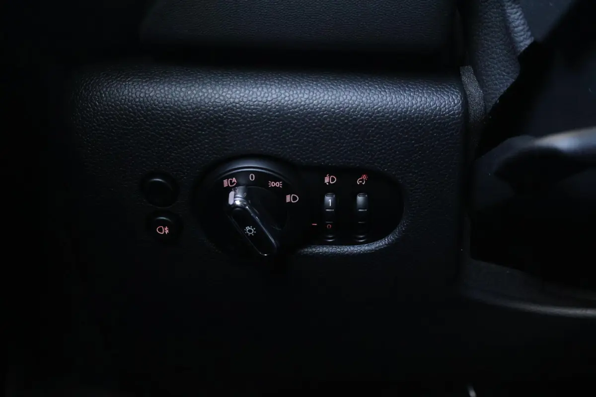 1.5 Classic | Comforttoegang | Achteruitrijcamera | Leder | Harman Kardon |