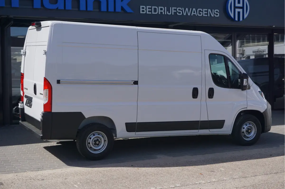 35 2.2 140PK L2H2 BPM VRIJ!! 10" Navi, Clima, Camera, 270º Deur!! NR. J001*