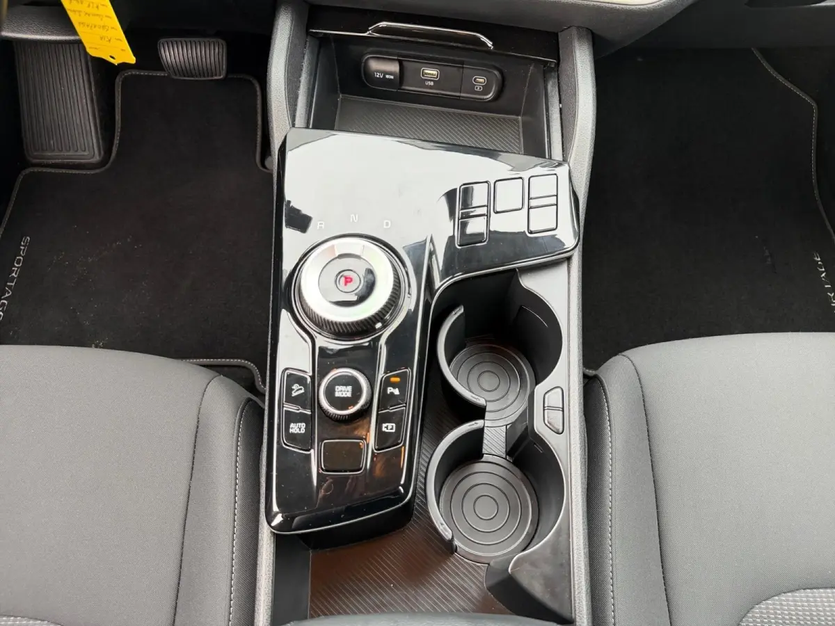 1.6 T-GDi Hybrid DynamicLine AUT| NAV| CARPLAY|