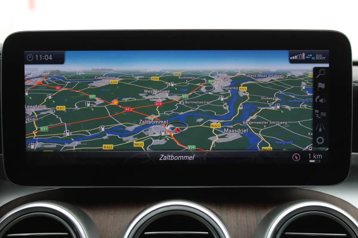 300e AMG Line NIGHT PAKKET KEY-LESS GO DAB CARPLAY