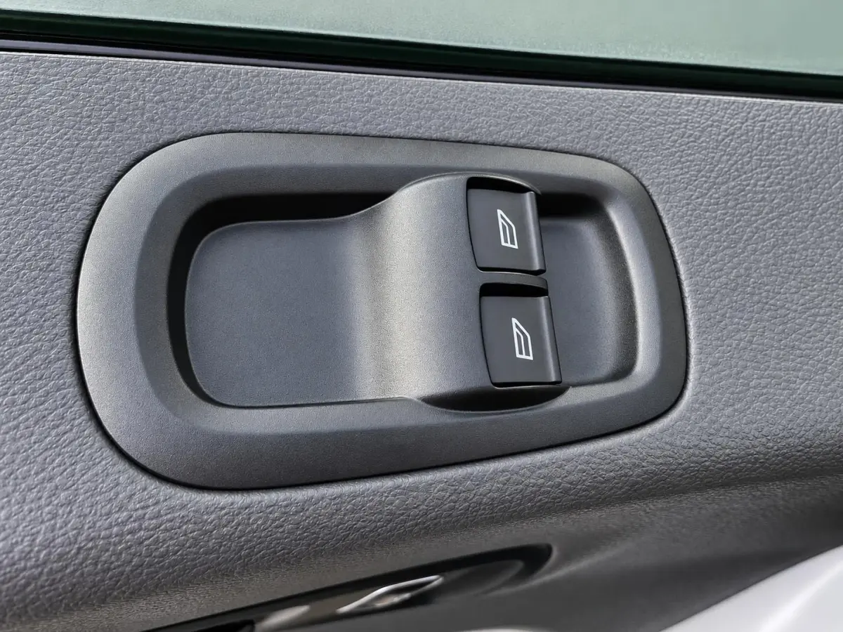 350 2.0 TDCI L3H2 Trend 170PK Automaat PDC VA+Camera Carplay Navi BLIS Cruise Control Airco Voorruitverwarming