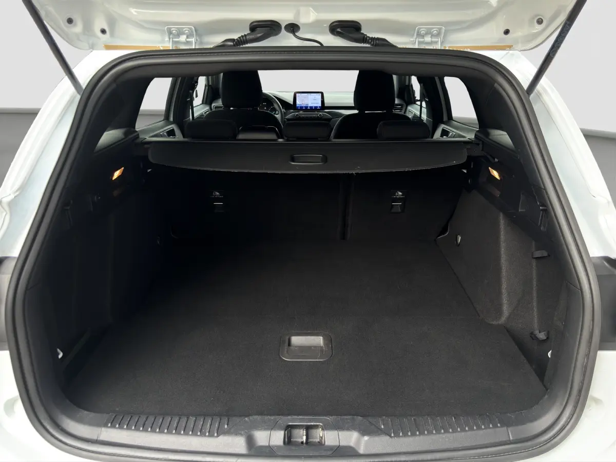 1.0 Hybrid ST Line | Trekhaak | Stoelverwarming | Camera | Apple Carplay | Cruise Control