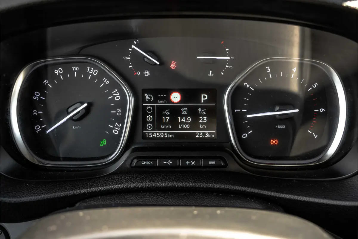 2.0 BlueHDi 120 | Automaat | 6-Zits | 360° Camera | Carplay | Head up | PDC | Navi | Climatronic | Trekhaak