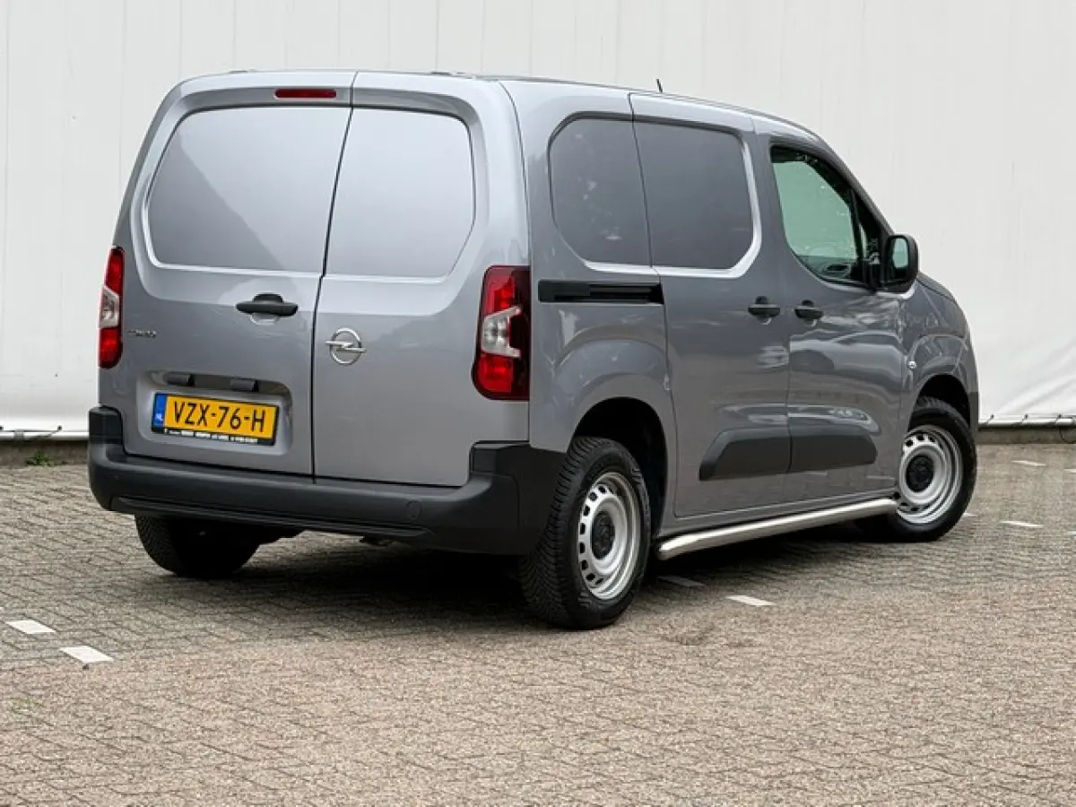1.5 BlueHDi met Navi, Climate Controle, 2x Schuifdeur, Side-Bars, All Season