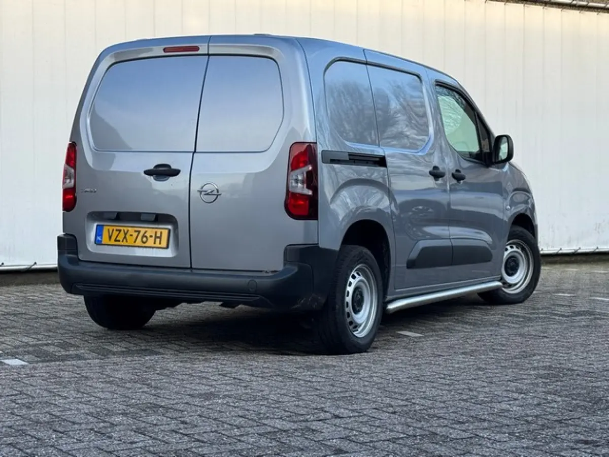 1.5 BlueHDi met Navi, Climate Controle, 2x Schuifdeur, Side-Bars, All Season