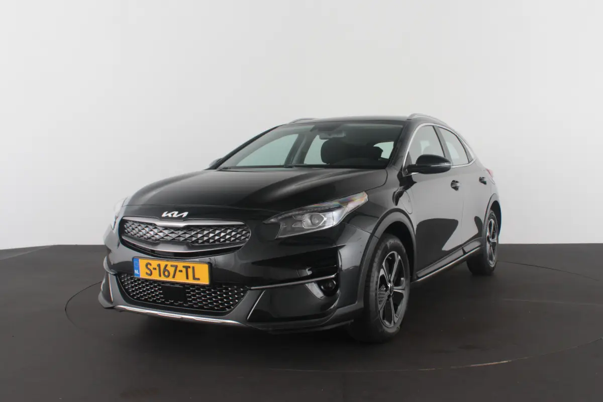 1.6 GDi PHEV Dynamic Line > 140pk/Trekhaak/Camera/All season banden