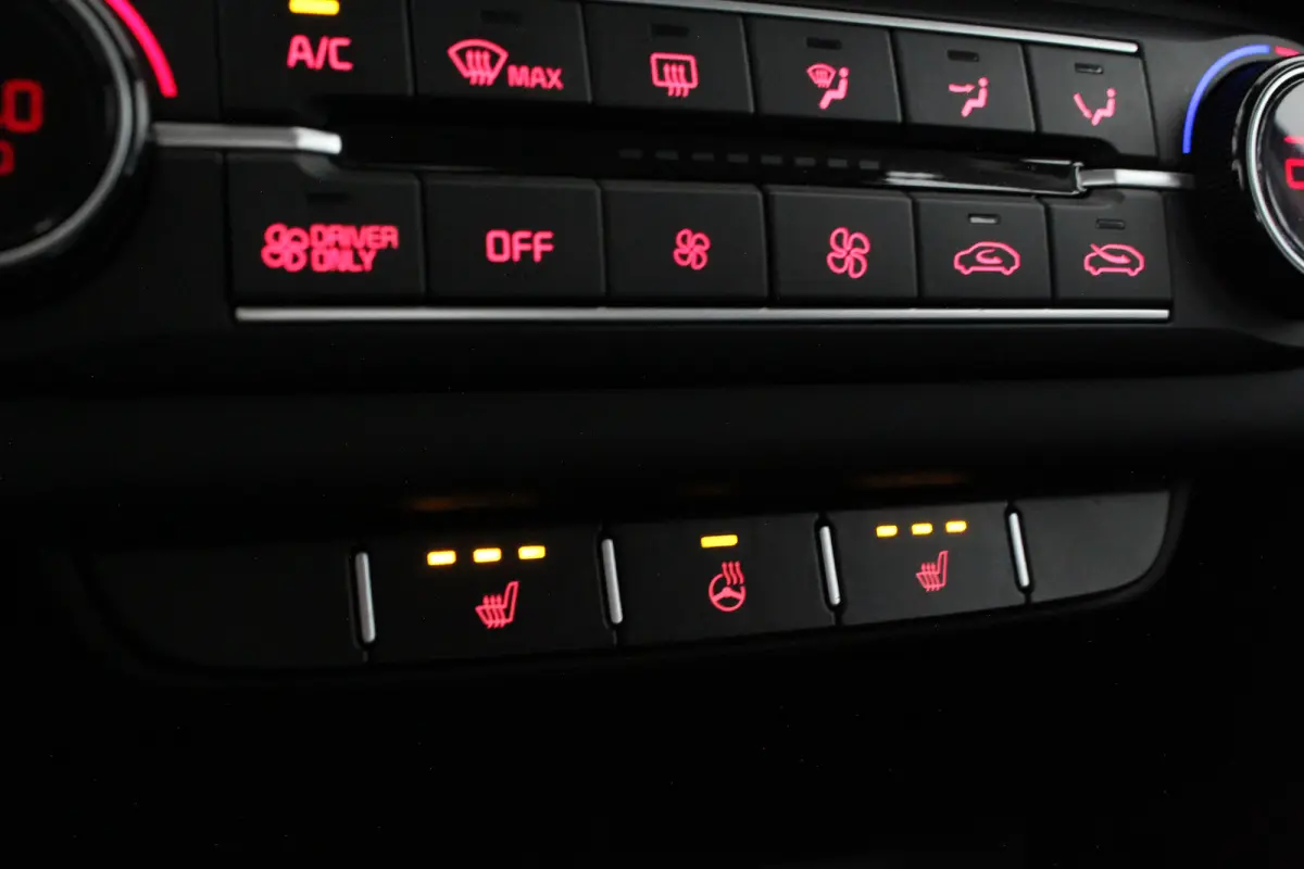 1.6 GDi PHEV Dynamic Line > 140pk/Trekhaak/Camera/All season banden