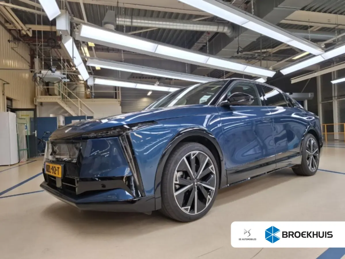 Long Range Étoile Absolute Comfort Tech 97 kWh | Long Range | WLTP 693km | Nieuwprijs €75.000,- | NL auto | BTW | Panoramadak | 21 Inch |