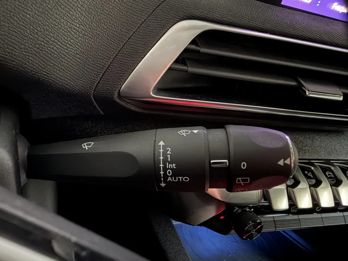 1.2 PureTech Blue Lease Premium Navigatie Climate control Camera