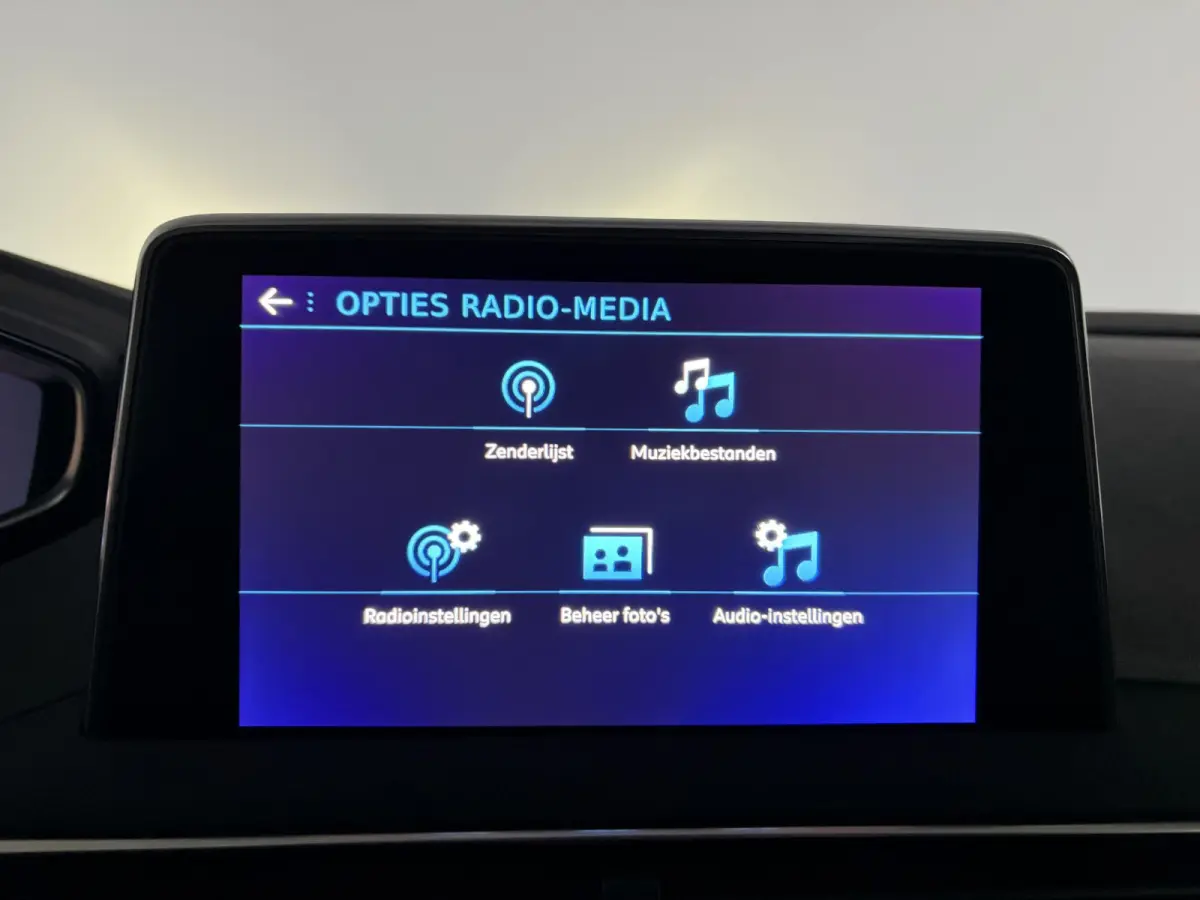 1.2 PureTech Blue Lease Premium Navigatie Climate control Camera