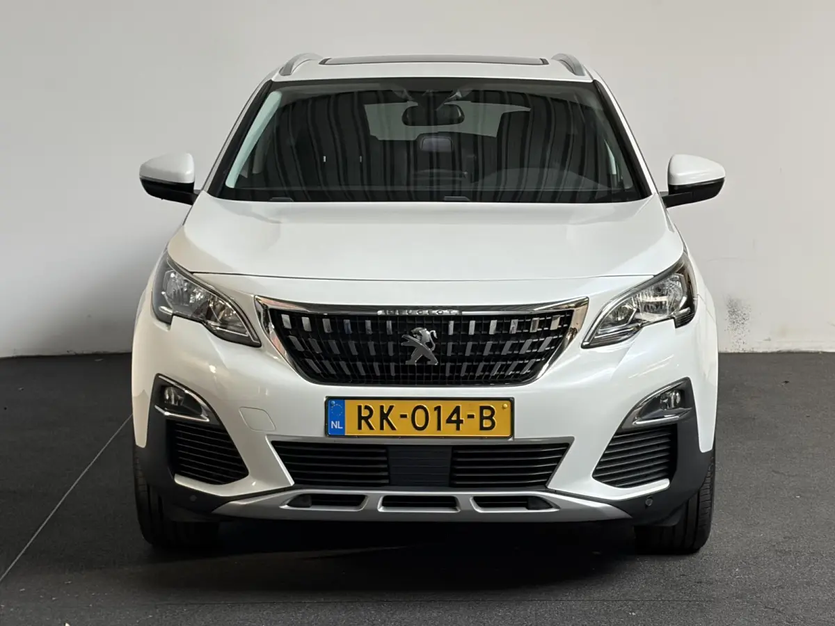 1.2 PureTech Blue Lease Premium Navigatie Climate control Camera