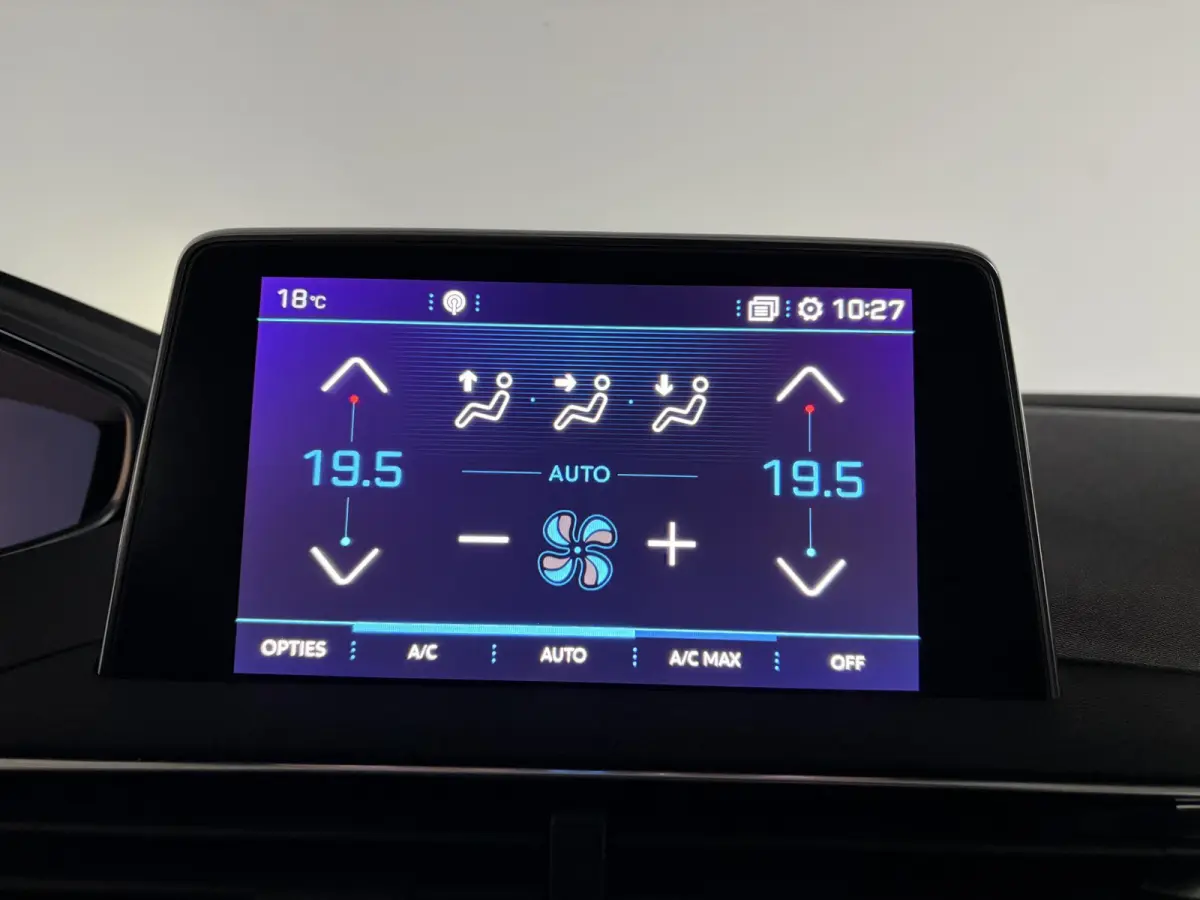 1.2 PureTech Blue Lease Premium Navigatie Climate control Camera