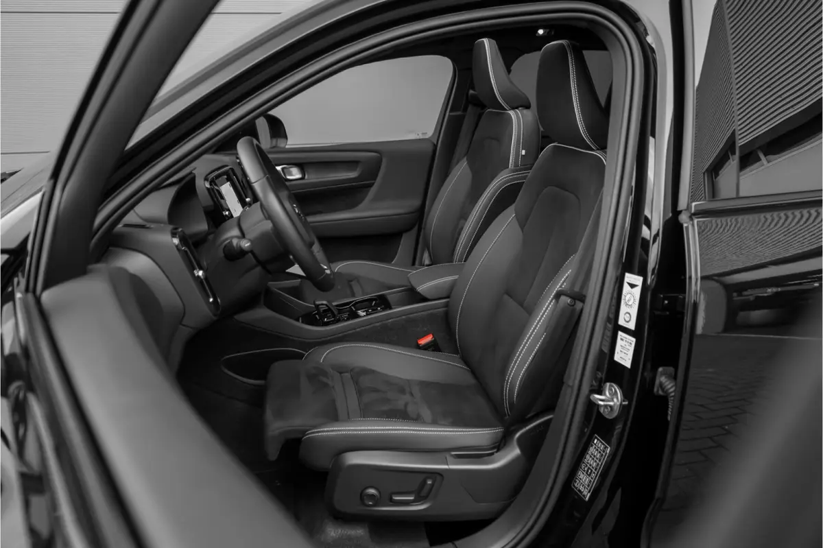 1.5 T5 Plug-in hybrid Plus Dark Pano H&K Elek Trekhaak 360° ACC