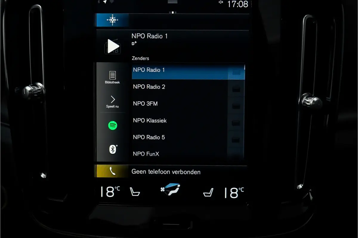 1.5 T5 Plug-in hybrid Plus Dark Pano H&K Elek Trekhaak 360° ACC