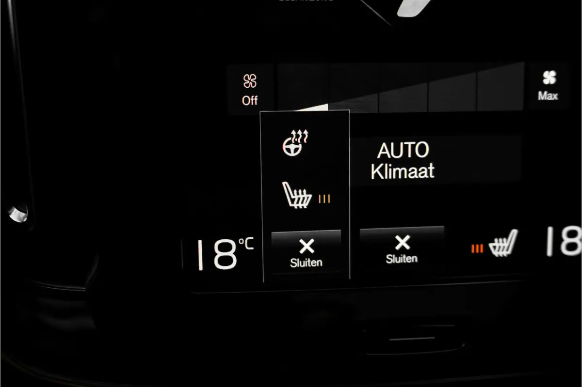 1.5 T5 Plug-in hybrid Plus Dark Pano H&K Elek Trekhaak 360° ACC