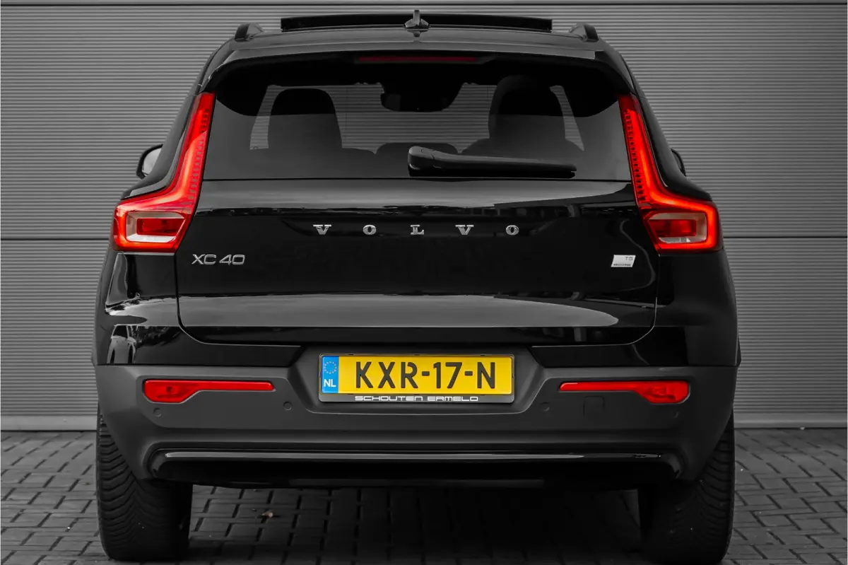 1.5 T5 Plug-in hybrid Plus Dark Pano H&K Elek Trekhaak 360° ACC