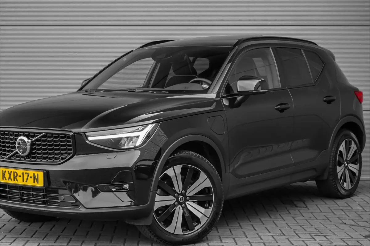 1.5 T5 Plug-in hybrid Plus Dark Pano H&K Elek Trekhaak 360° ACC