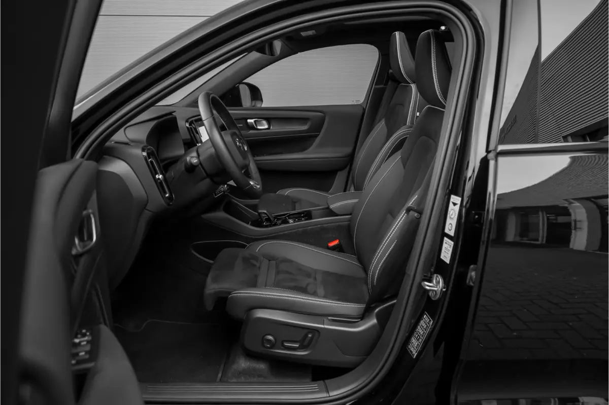 1.5 T5 Plug-in hybrid Plus Dark Pano H&K Elek Trekhaak 360° ACC