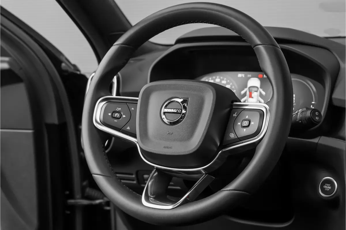 1.5 T5 Plug-in hybrid Plus Dark Pano H&K Elek Trekhaak 360° ACC