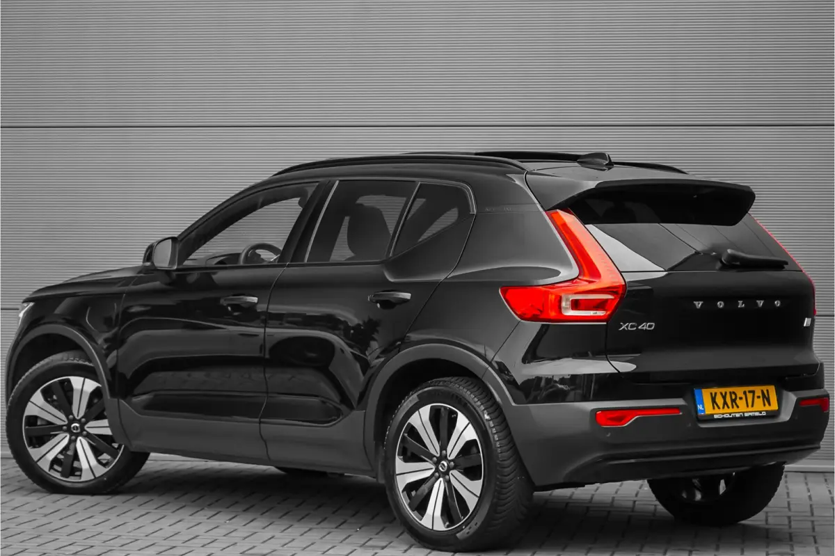 1.5 T5 Plug-in hybrid Plus Dark Pano H&K Elek Trekhaak 360° ACC