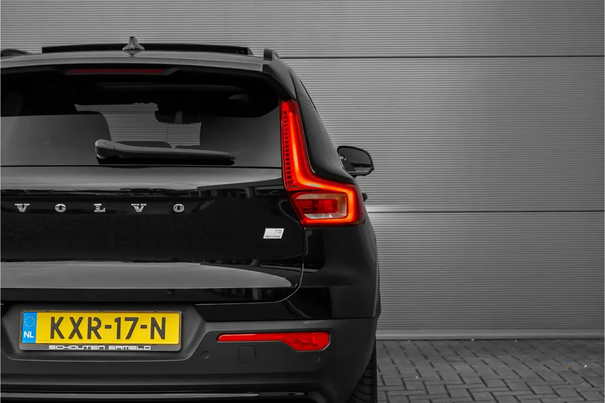 1.5 T5 Plug-in hybrid Plus Dark Pano H&K Elek Trekhaak 360° ACC