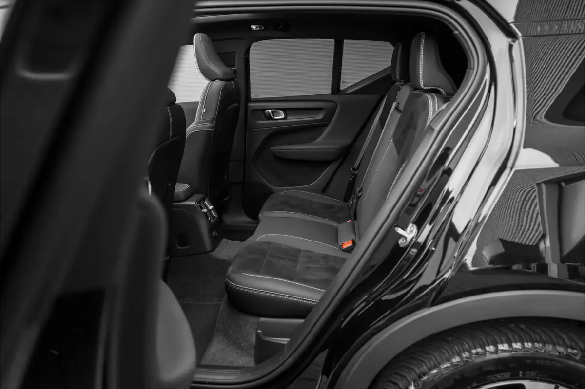 1.5 T5 Plug-in hybrid Plus Dark Pano H&K Elek Trekhaak 360° ACC