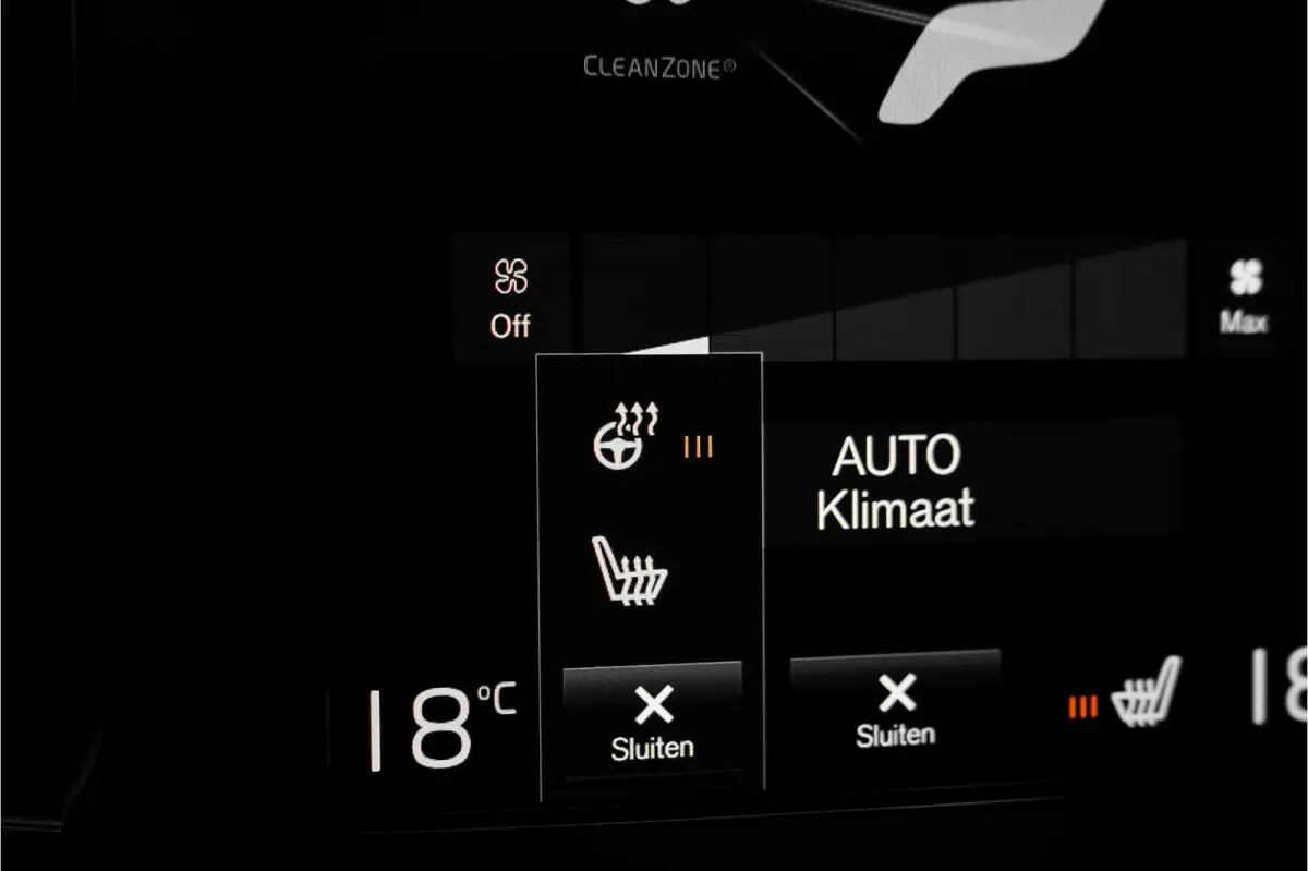 1.5 T5 Plug-in hybrid Plus Dark Pano H&K Elek Trekhaak 360° ACC