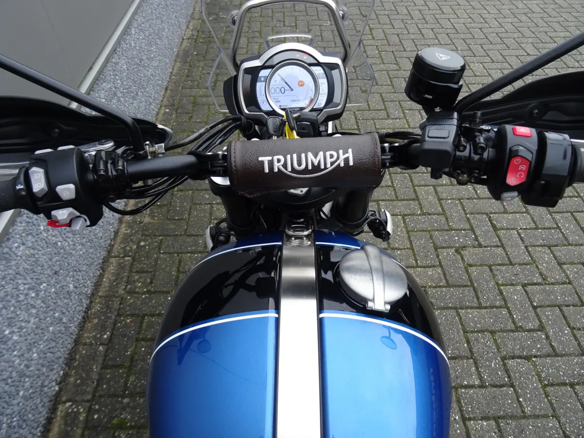 1200 XC