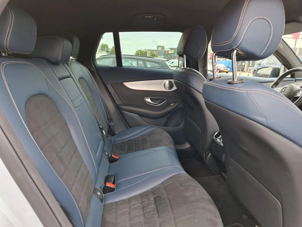 400 4MATIC Premium Plus 80 kWh SOH 95,6% Autopilot/360-Camera/Trekhaak/Limited Ed-1886/Memory/ParkAssist/Dynamic-LED/Burmester-Audio/Elek.Achterklep/NAP