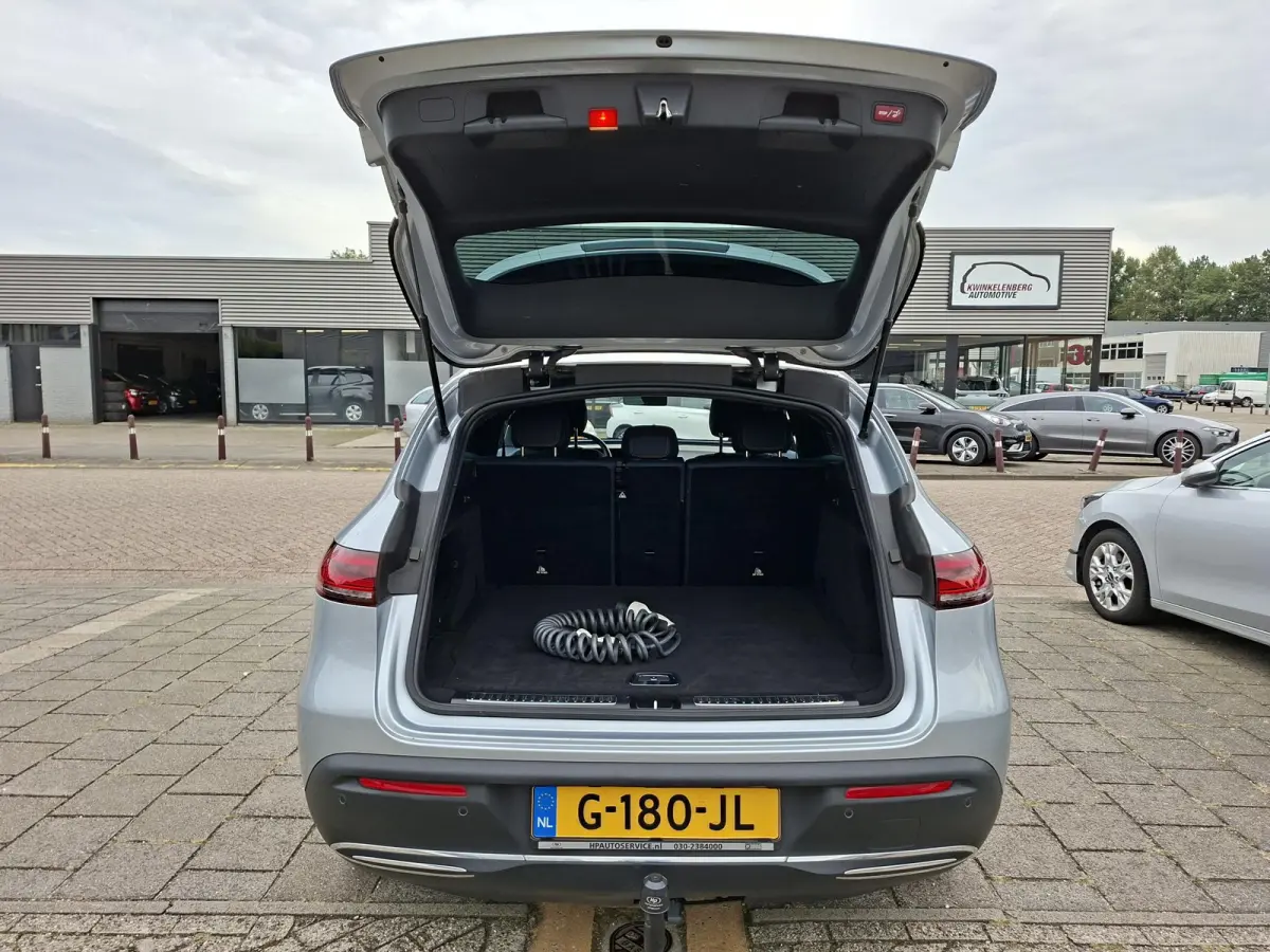 400 4MATIC Premium Plus 80 kWh SOH 95,6% Autopilot/360-Camera/Trekhaak/Limited Ed-1886/Memory/ParkAssist/Dynamic-LED/Burmester-Audio/Elek.Achterklep/NAP