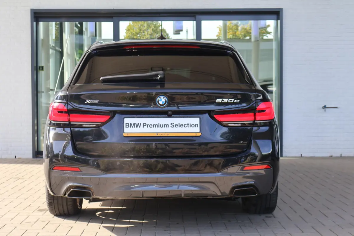 530e | SOH 95,7% | M Sport | Stoel- en Stuurverwarming | Driving Assistant Professional | Trekhaak