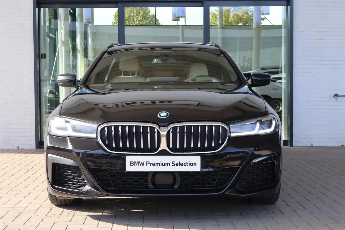 530e | M Sport | Stoel- en Stuurverwarming | Driving Assistant Professional | Trekhaak
