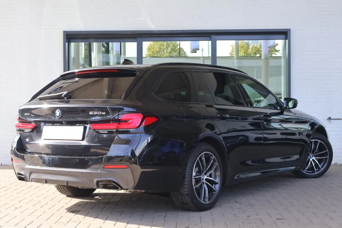 530e | M Sport | Stoel- en Stuurverwarming | Driving Assistant Professional | Trekhaak