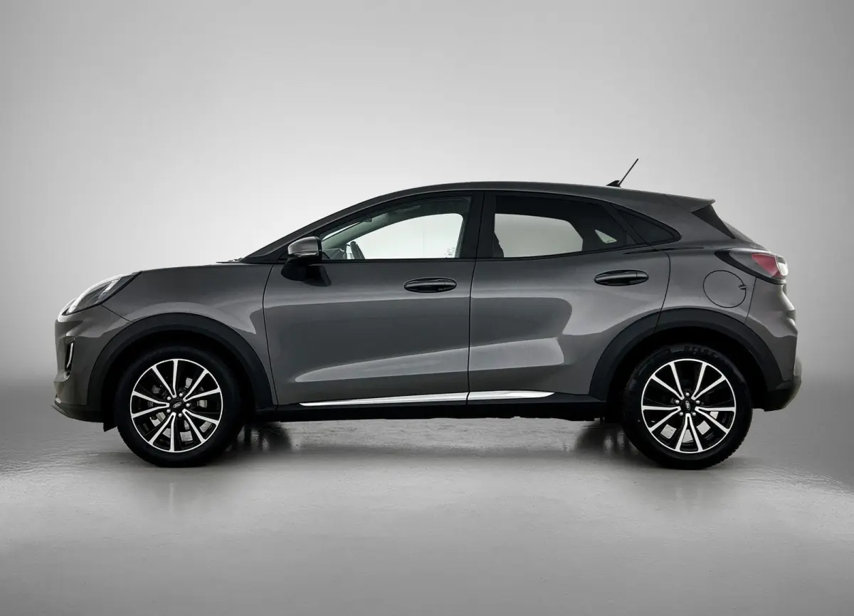 1.0 EcoBoost Titanium | Trekhaak | Parkeersensoren | LM Velgen | Apple Carplay / Android Auto