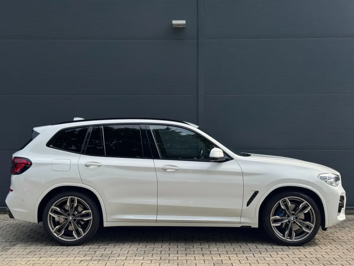 M40i xDrive High Executive / PANO / HEAD-UP / 360 CAM / KEYLESS / CARPLAY / MEMORY / HARM-KARD / ADAPTIVE / SFEER / ''21 !