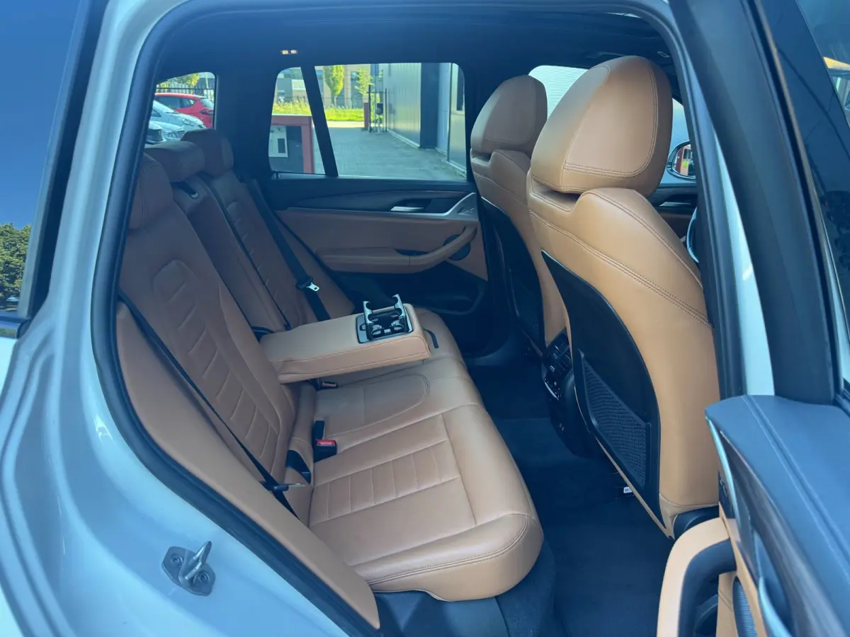 M40i xDrive High Executive / PANO / HEAD-UP / 360 CAM / KEYLESS / CARPLAY / MEMORY / HARM-KARD / ADAPTIVE / SFEER / ''21 !