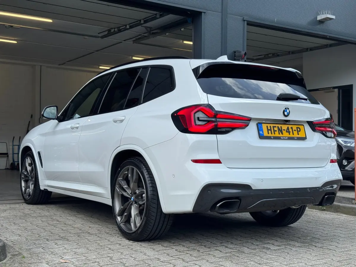 M40i xDrive High Executive / PANO / HEAD-UP / 360 CAM / KEYLESS / CARPLAY / MEMORY / HARM-KARD / ADAPTIVE / SFEER / ''21 !