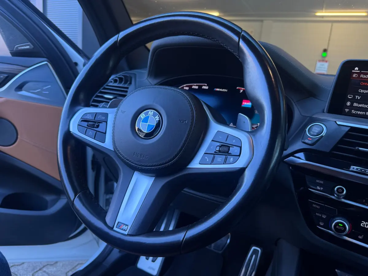 M40i xDrive High Executive / PANO / HEAD-UP / 360 CAM / KEYLESS / CARPLAY / MEMORY / HARM-KARD / ADAPTIVE / SFEER / ''21 !